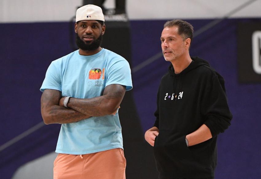 发与假动作 发与假动作